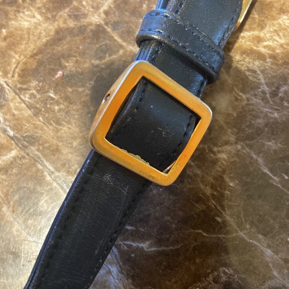 This vintage Gucci smoke free environment still has some good qualities about it - Picture 5 of 7